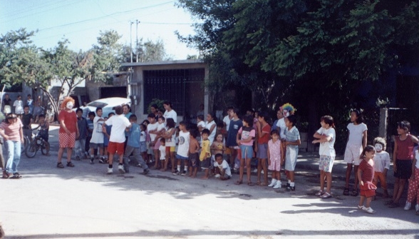 VBS races in street in Mexico